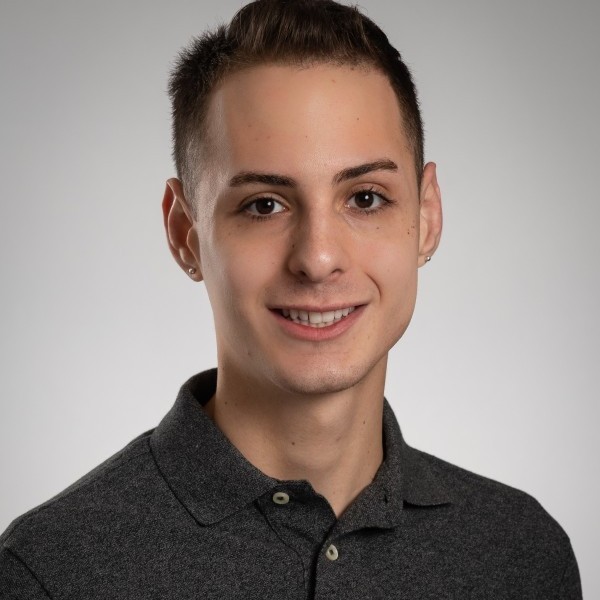 Headshot of Austin McGue