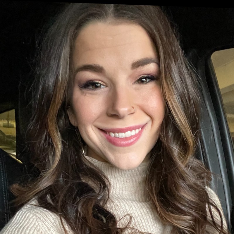 Headshot of Hannah Zaske